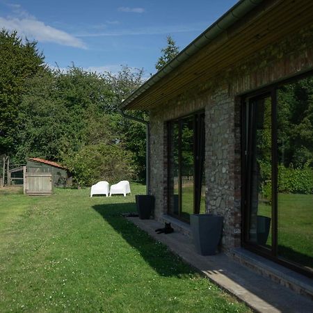 Au Petit Canteleu - Bed & Breakfast Beloeil Exterior photo